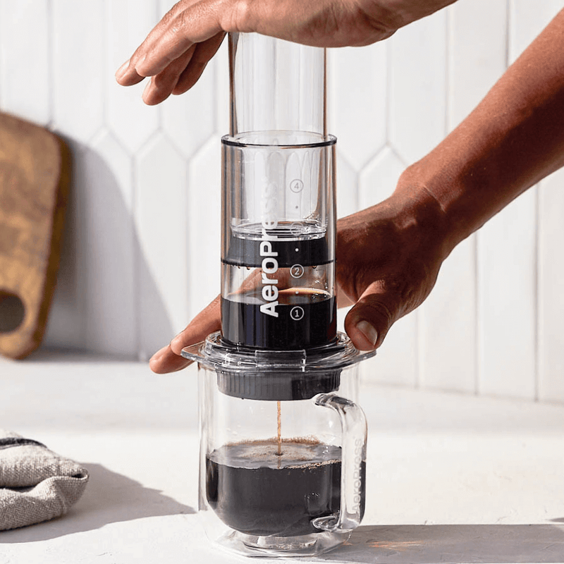 AeroPress Flow Control Filter Cap | Espresso - Style Crema