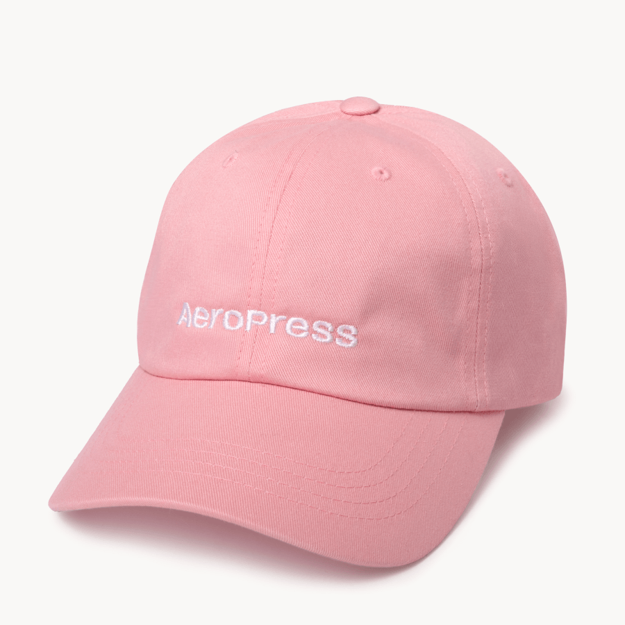 Pink cap with AeroPress logo on a white background #color_pink