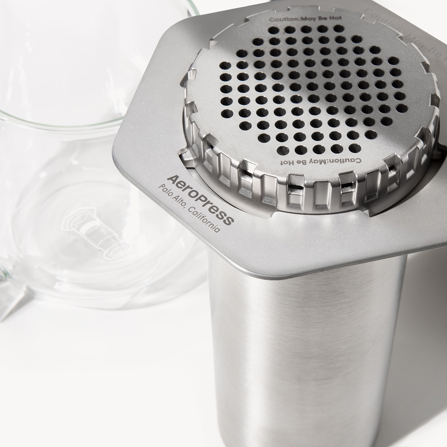 Silver AeroPress coffee maker on a white background #color_silver