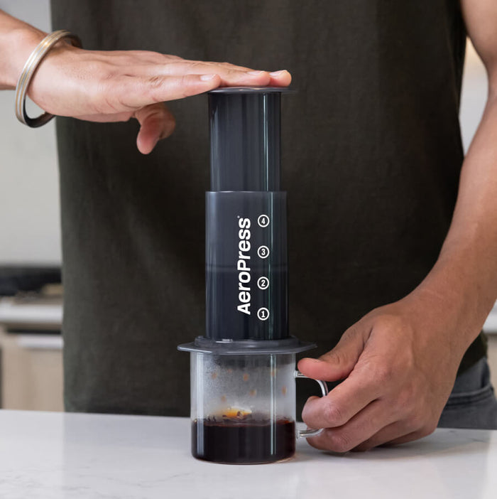 AeroPress Original Coffee Make & Carafe Bundle